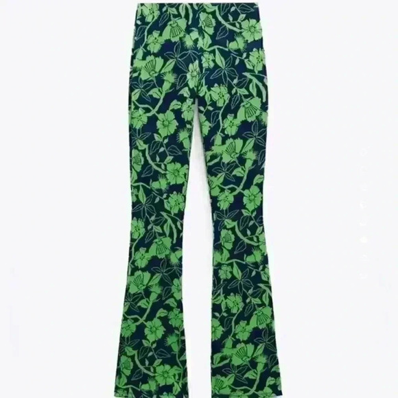 Zara High Waisted Jacquard Wide leg Pants - Picture 3 of 11